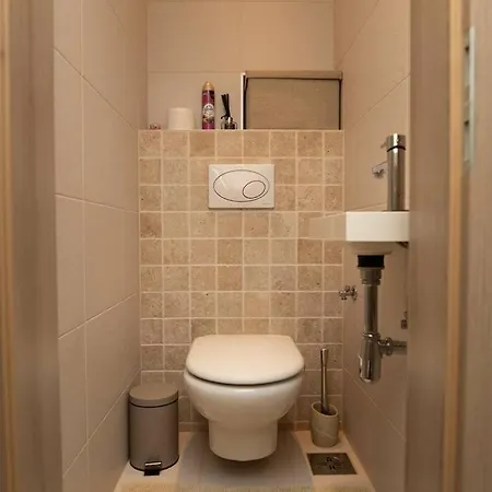 Martonfalvi Penthouse W Jacuzzi 德布勒森