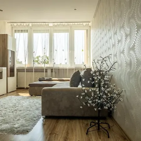 Martonfalvi Penthouse W Jacuzzi