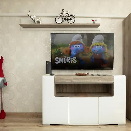 Martonfalvi Penthouse W Jacuzzi * 德布勒森